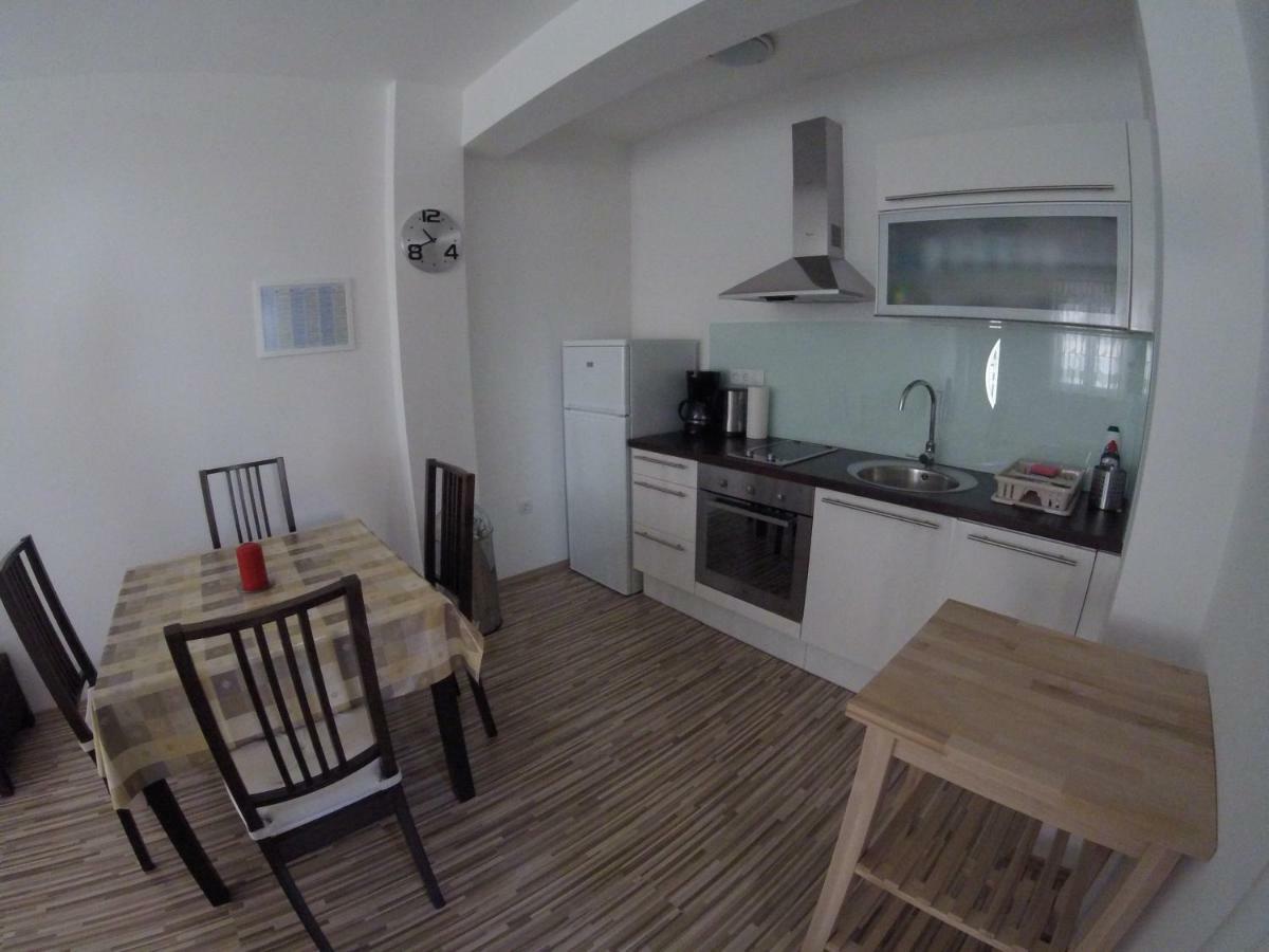 Apartments Babic Sukosan Exterior photo